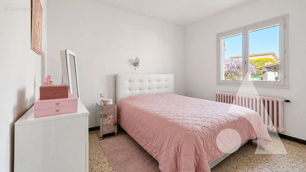 Maison à FREJUS