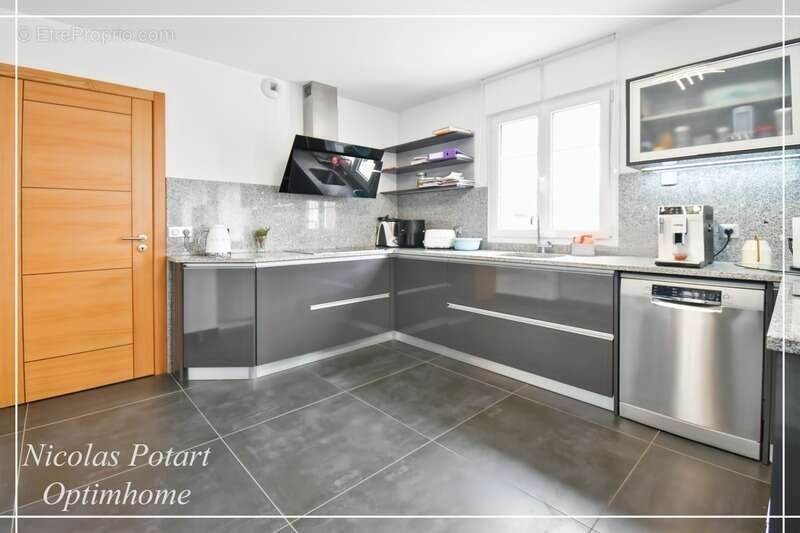 Maison à CHOISY-AU-BAC