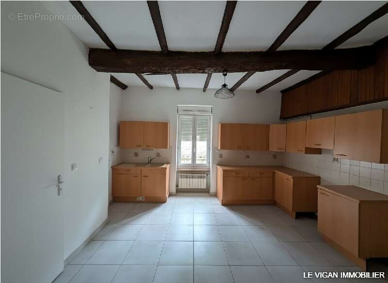 Appartement à AVEZE