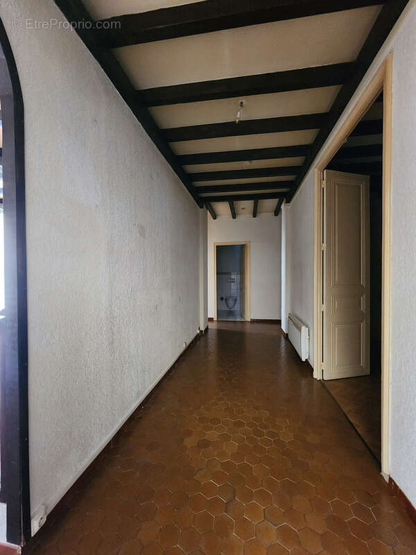 Centre ville appartement t5 de 135.82m2 avec garage - photo 26