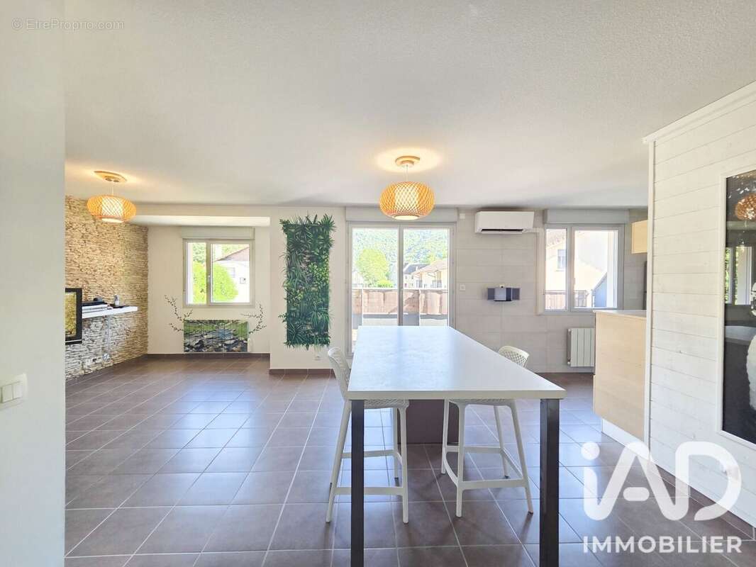 Appartement 64 m² à Vizille  - photo 6
