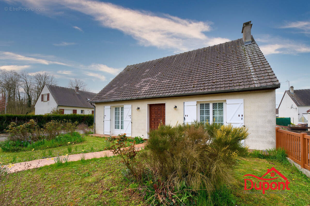 Maison à CUCHARMOY