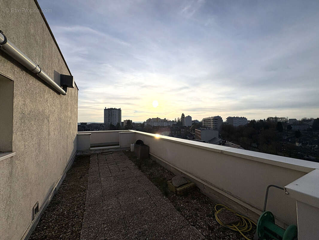 Appartement à CHARLEVILLE-MEZIERES