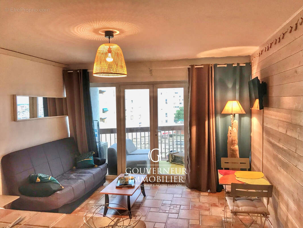 Appartement à CANDILLARGUES