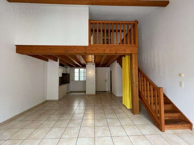 Photo 2 - Appartement à SAINT-JEAN-PIED-DE-PORT