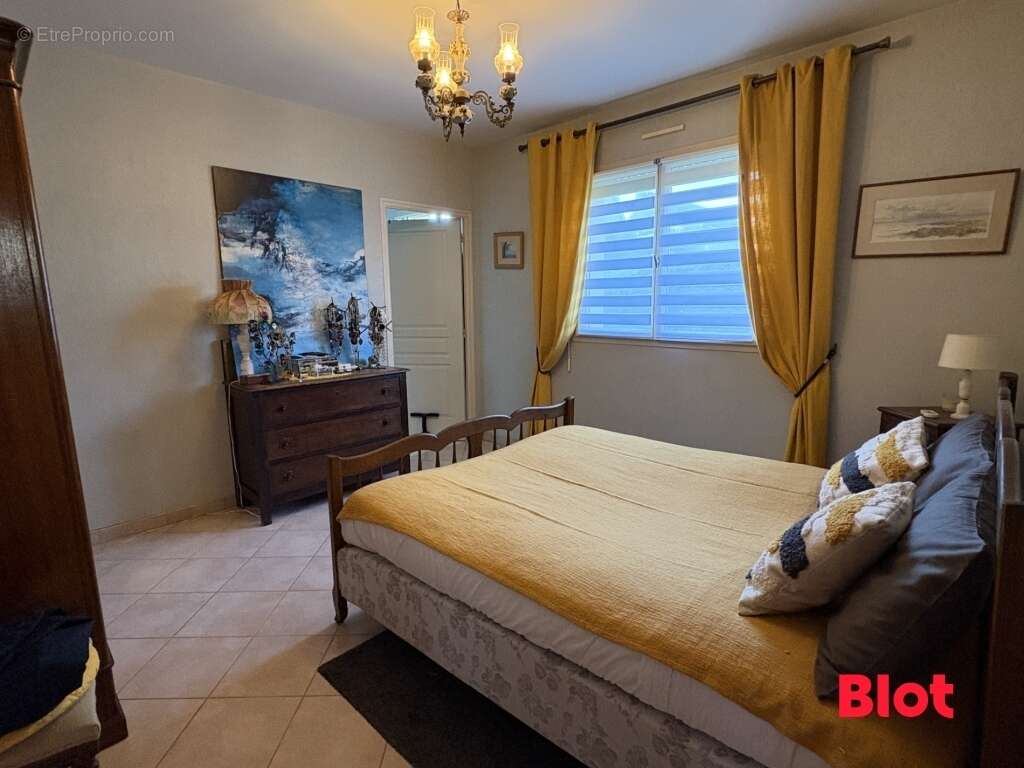 Maison à VEZIN-LE-COQUET