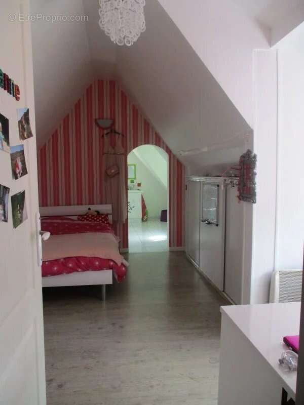 Maison à POIX-DE-PICARDIE