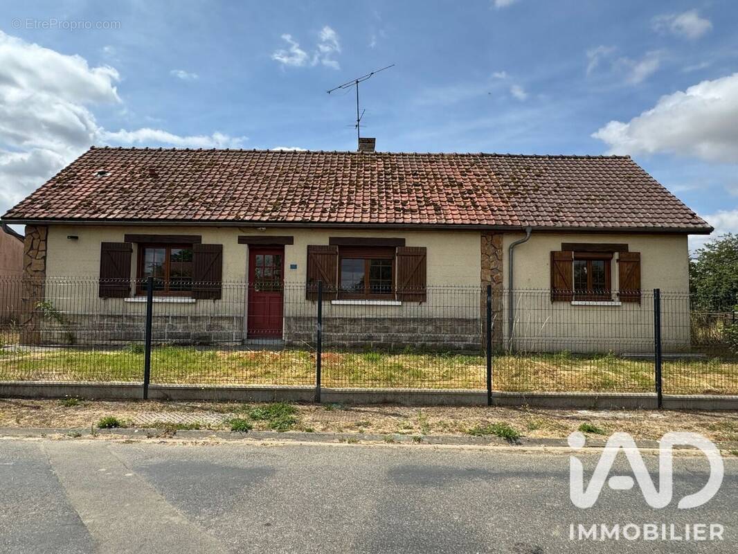 Photo 1 - Maison à CROIXRAULT