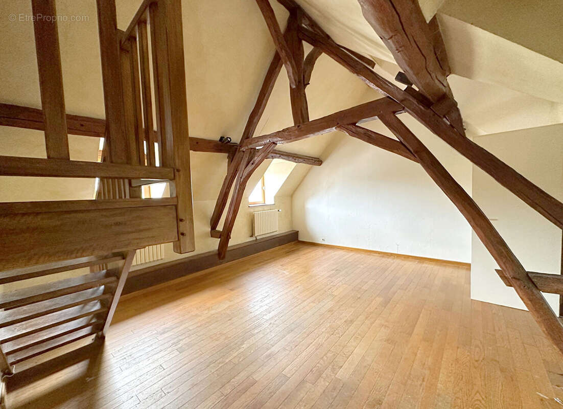 Appartement à HOUDAN