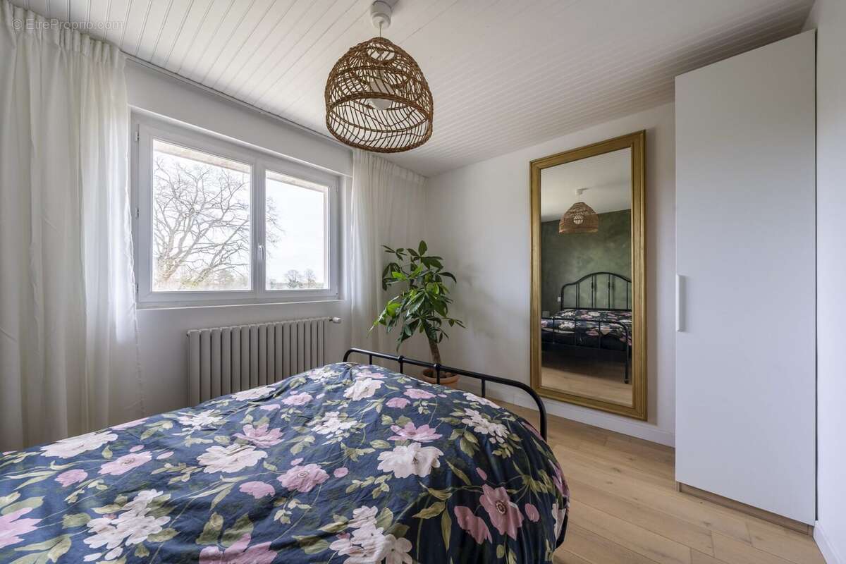 Maison à SOISY-SUR-ECOLE