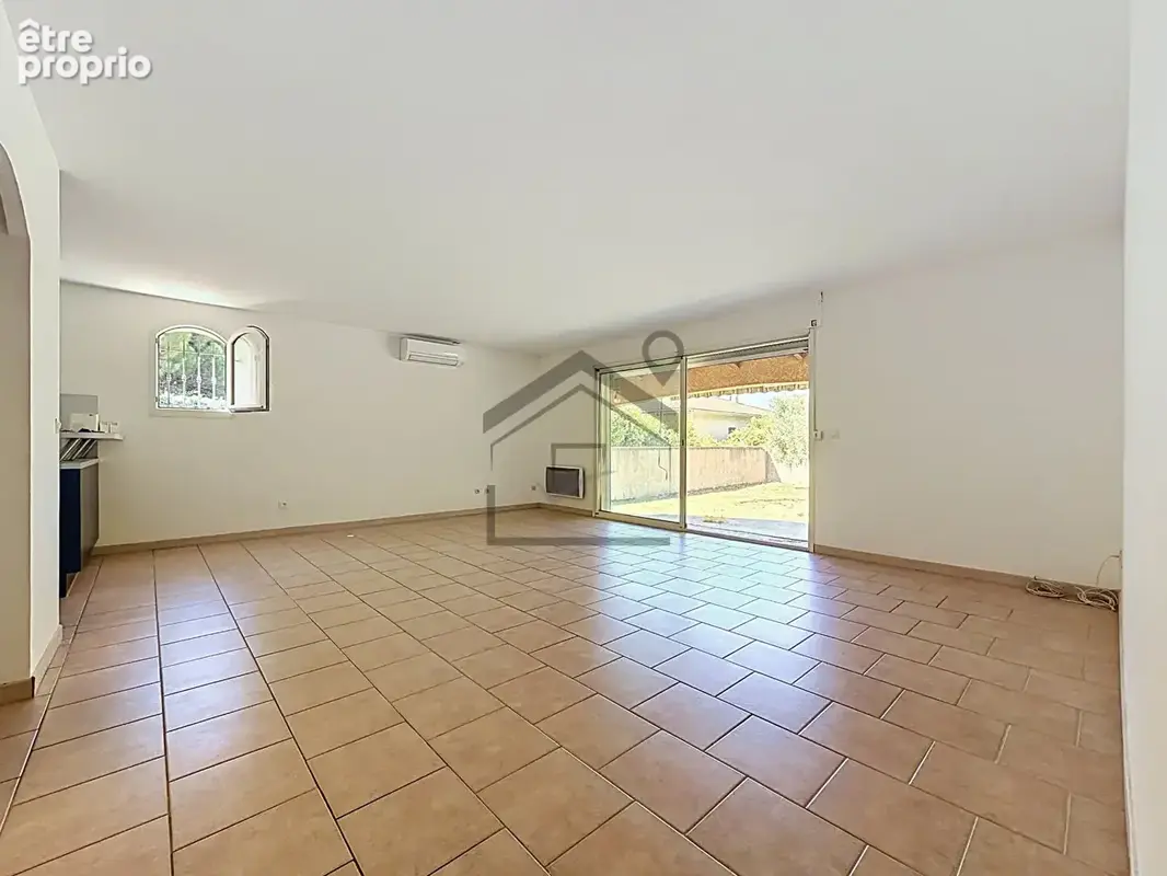 Maison 4 pièces 81 m² à vendre à Vitrolles (13127) - photo 2