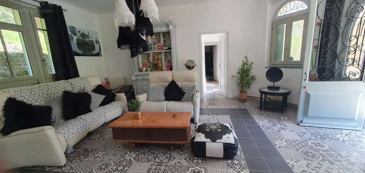 Maison à SAINT-ANTONIN-NOBLE-VAL