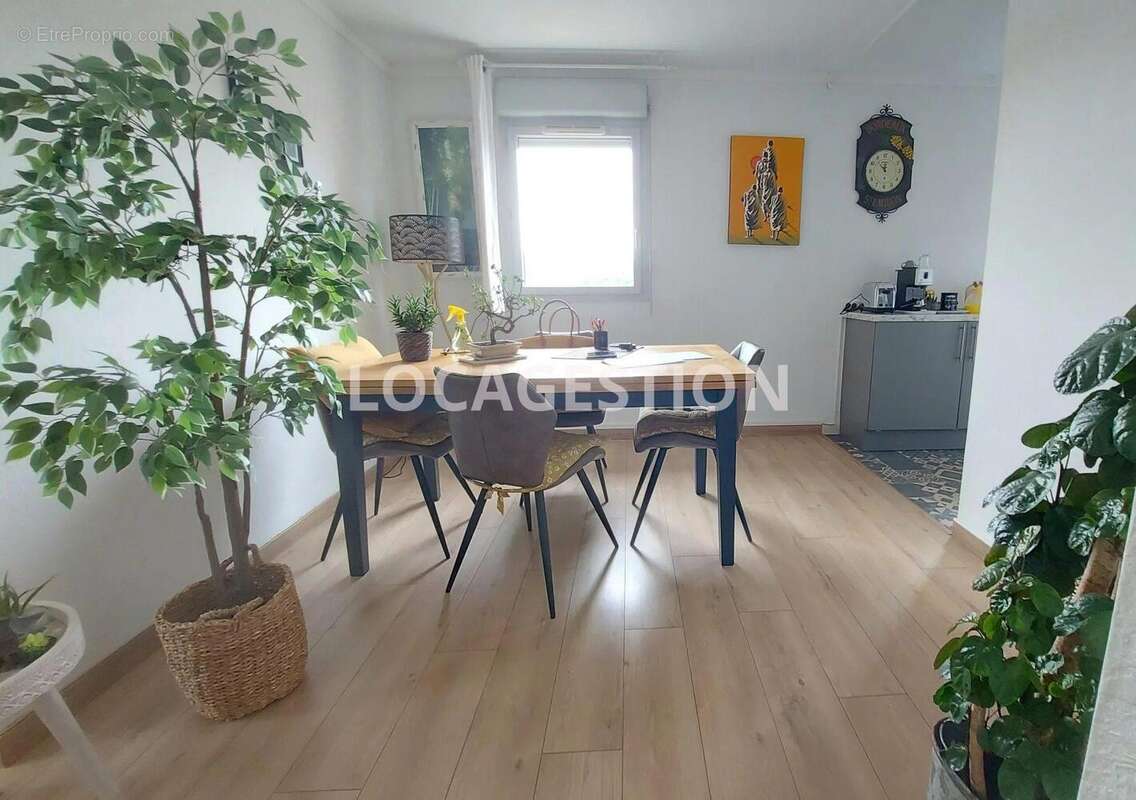 Appartement 101 m² à Aussonne  - photo 5