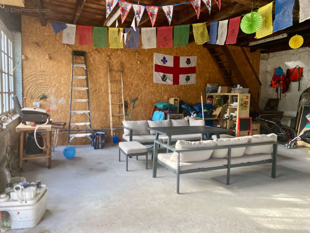 Maison à LA CROISILLE-SUR-BRIANCE