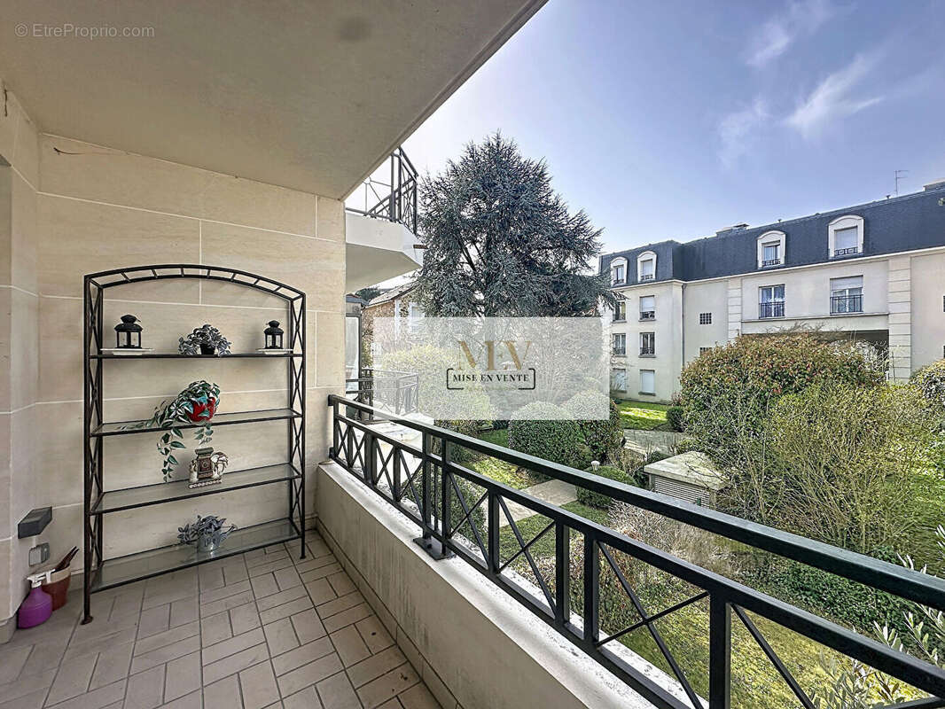 Appartement à LE PERREUX-SUR-MARNE