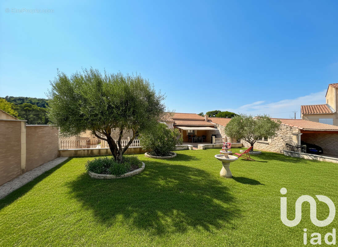 Photo 2 - Maison à SABRAN