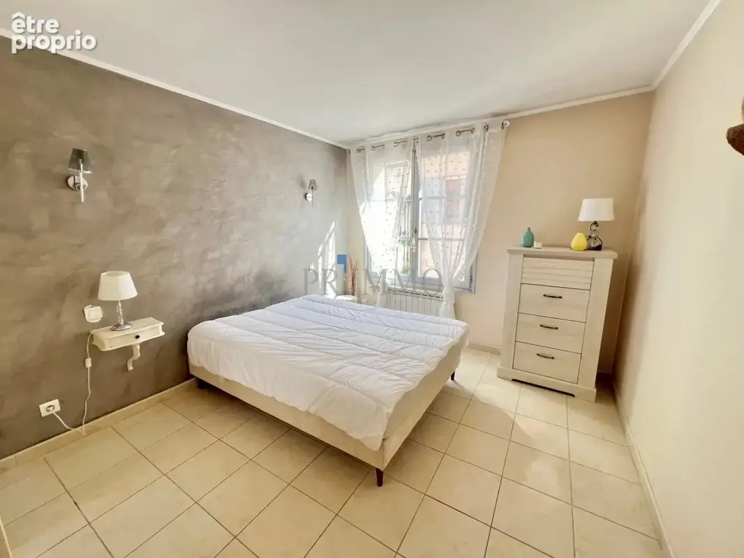 Fréjus Centre Maison de village de 110 m2 plus grand garage - photo 9