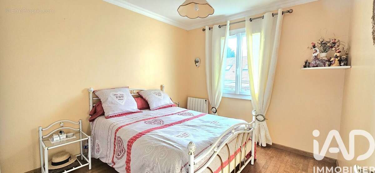 Photo 9 - Maison à ATTAINVILLE