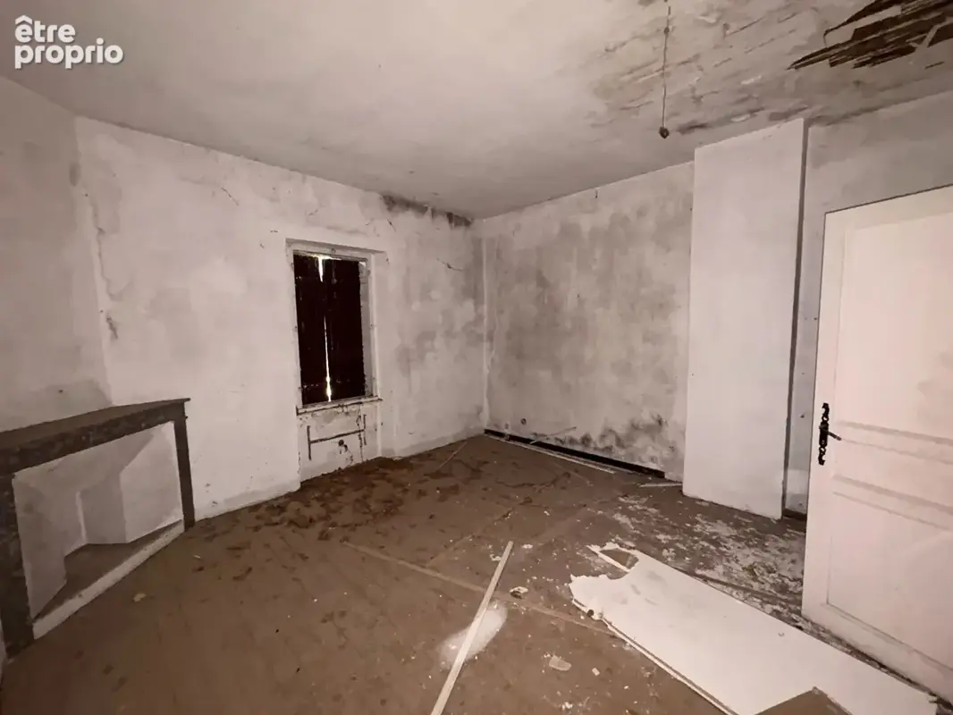 Ferme à restaurer entièrement - Lapalud - 440m² - photo 6