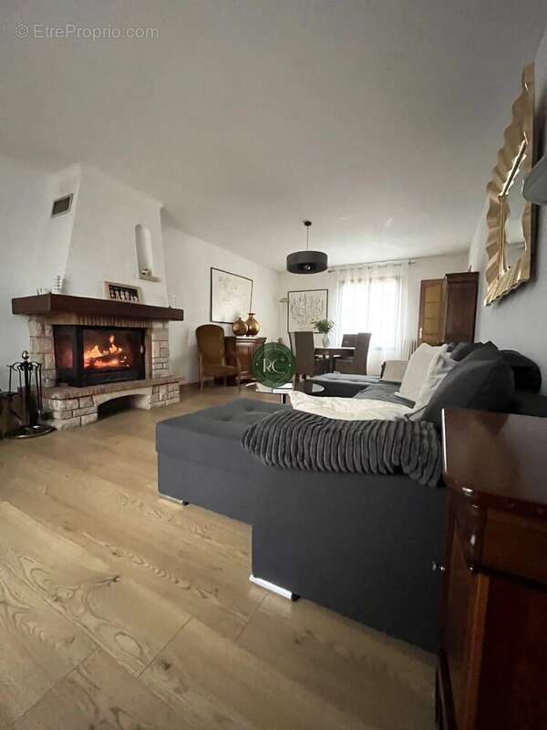 Maison à CHEVIGNY-SAINT-SAUVEUR