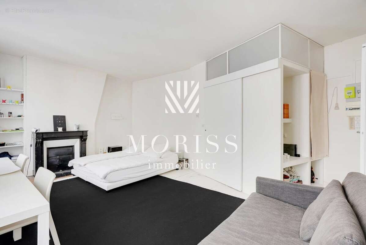 Appartement à PARIS-14E