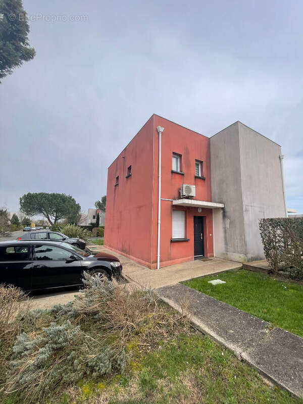 Maison à SAINT-LOUIS-DE-MONTFERRAND