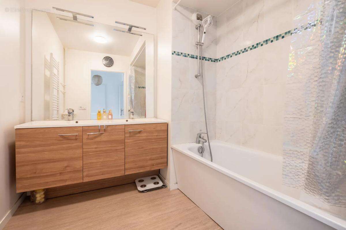 Appartement à BONDY