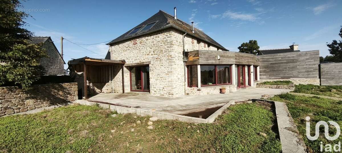 Photo 2 - Maison à LIVRE-SUR-CHANGEON