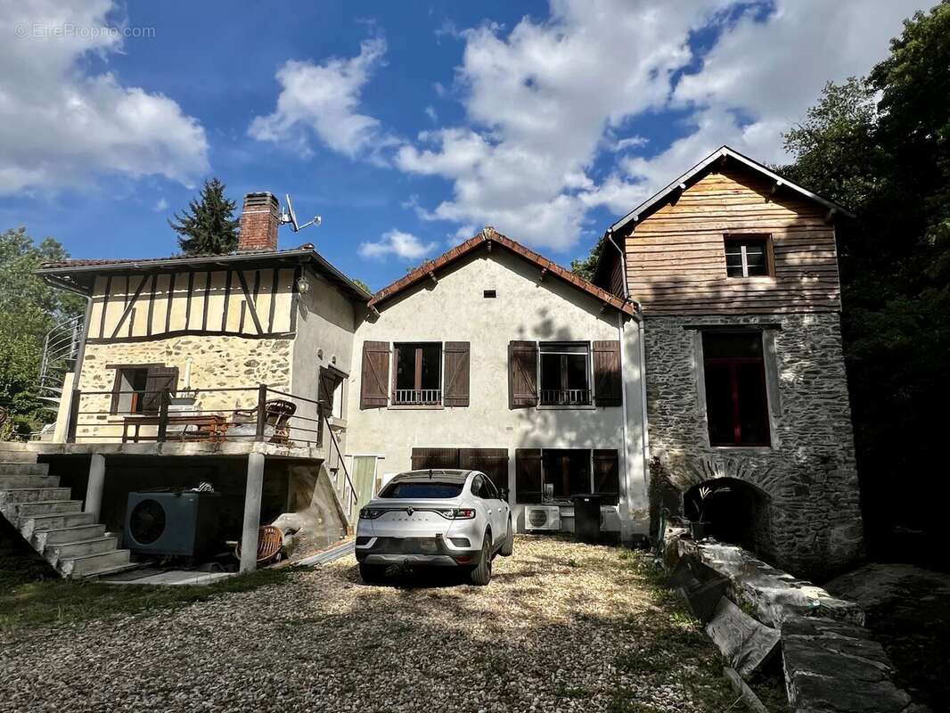 Maison à AIXE-SUR-VIENNE
