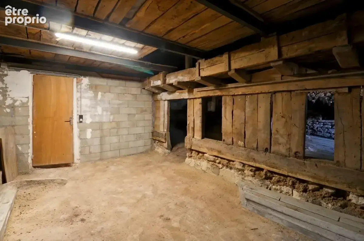 EXCLUSIVITE - Maison 82 m² - 4 pièces - 2 Chambres - Grange/Garage - terrain 520 m² - DOMPIERRE LES EGLISES (87) - photo 28