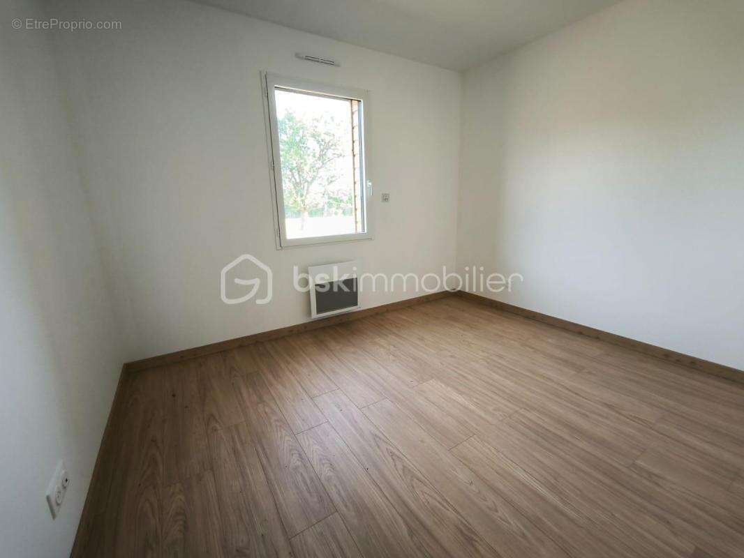 Maison neuve jamais habitée - DPE A - 3 chambres - Garage - photo 8