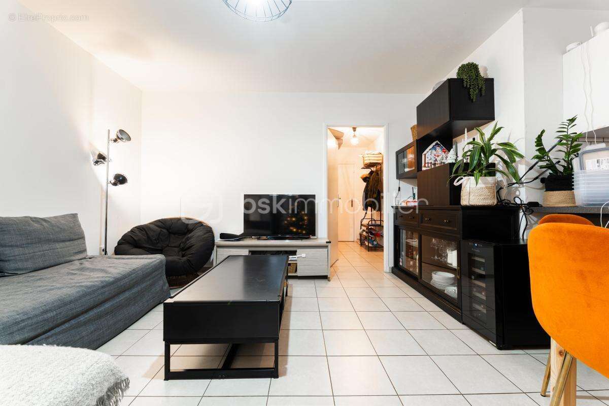 Appartement à SERRIS
