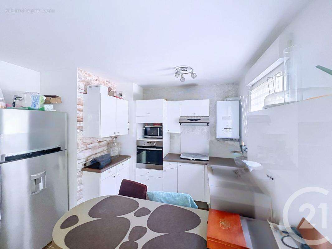 Appartement 65 m² à Choisy-Le-Roi  - photo 7