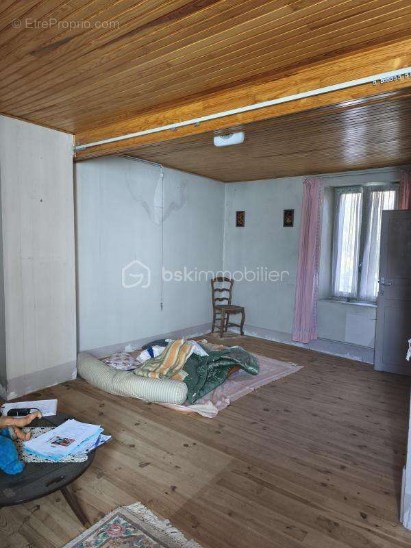Maison à LA BASTIDE-SUR-L'HERS