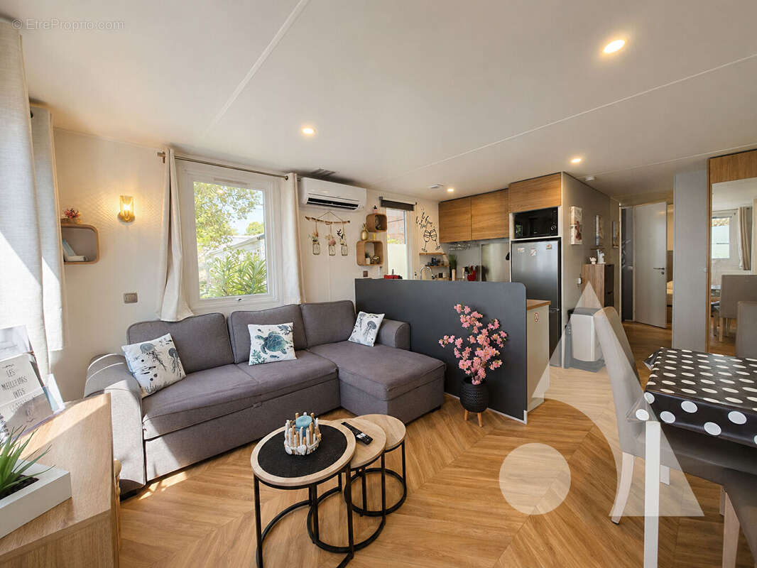 Maison 3 pièces 40m² , jacuzzi 6p , vue mer -saint-raphael-boulouris - photo 4
