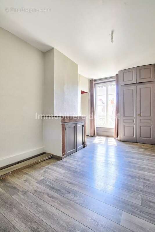 Appartement à LYON-7E