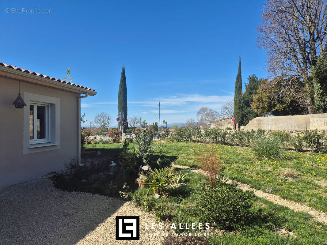 Maison à PUY-SAINT-MARTIN