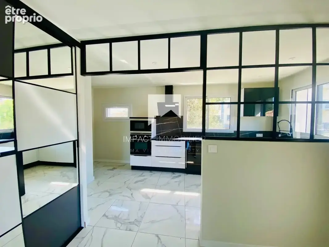 Hyères – olbius-riquier  maison rénovée de 160 m² – 4 chambres – lotissement sécurisé - photo 2