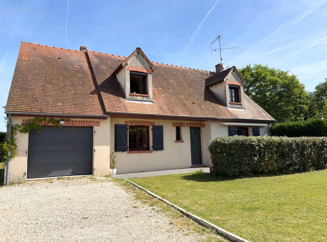 Maison à MARDIE