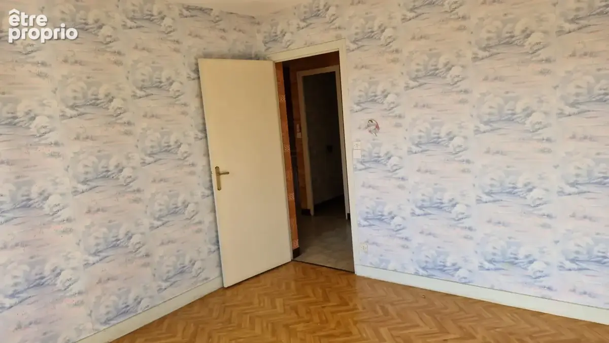 Maison 4 chambres - garage - photo 17