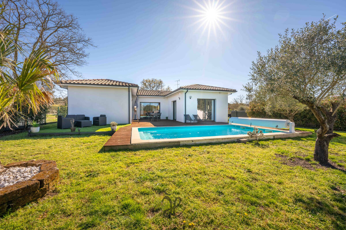 Maison à BELIN-BELIET