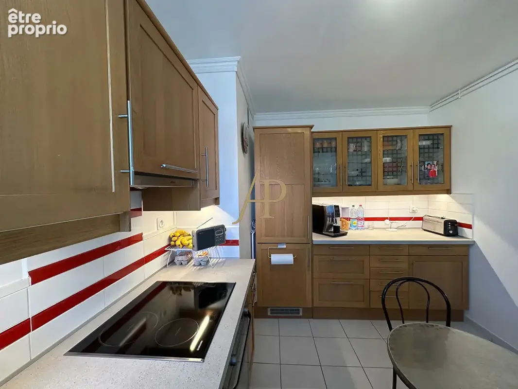 POISSY CENTRE Appartement  4 pièce(s) 89m2 - photo 5