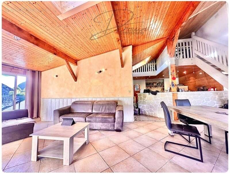 Maison à SAINT-JEOIRE