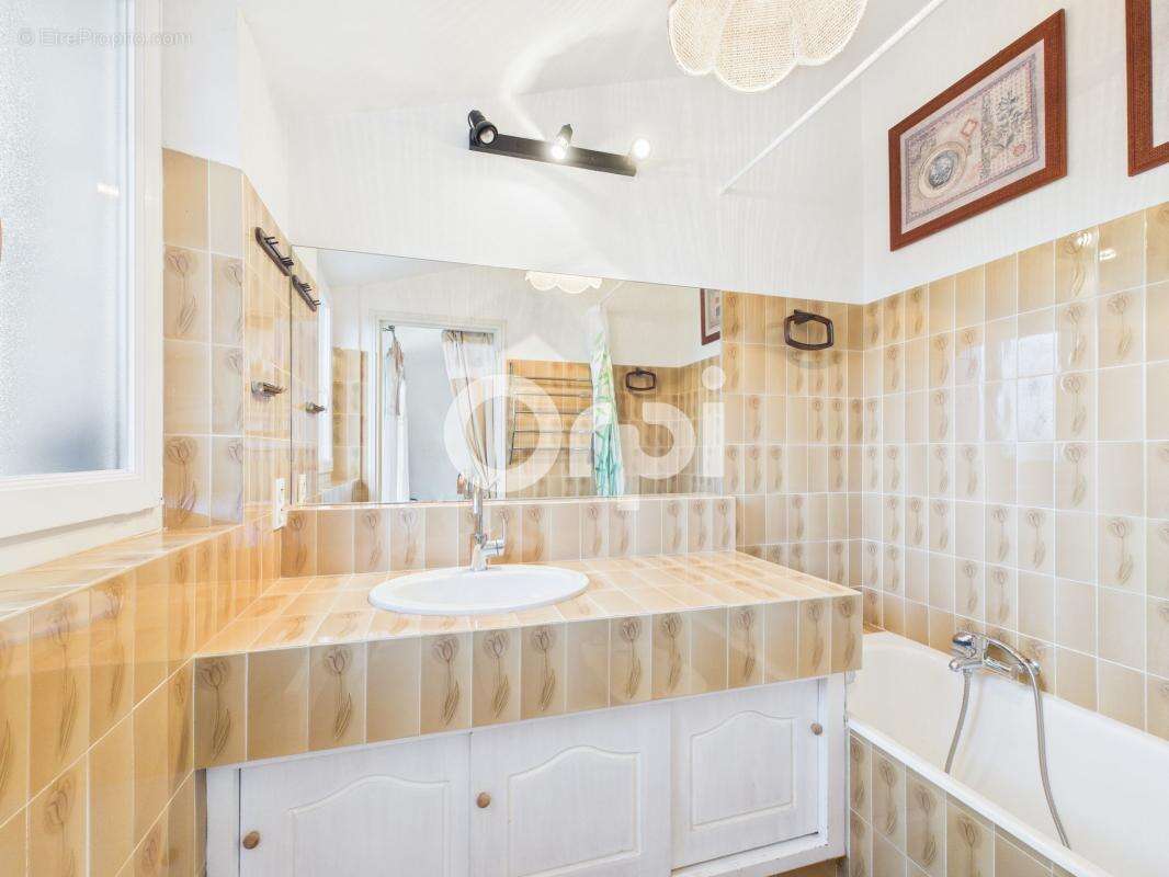 Maison à MONTAUROUX