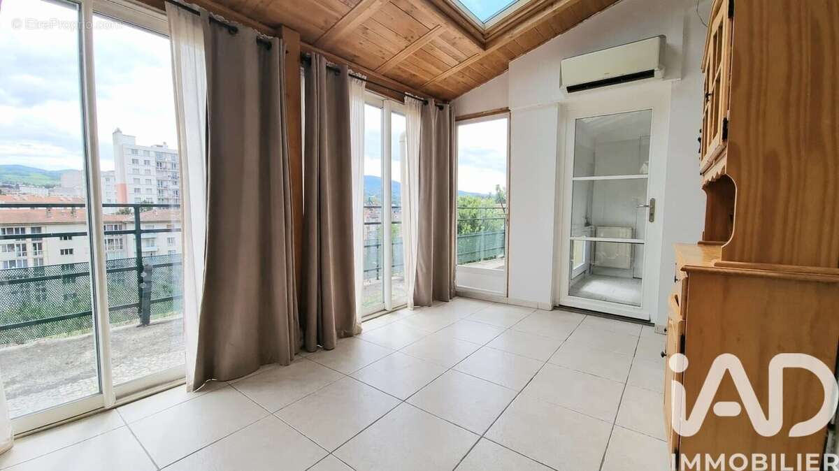 Photo 7 - Appartement à SAINT-CHAMOND