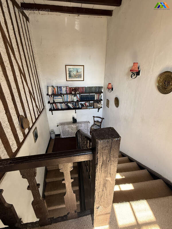 Maison 125 m² à Castelnau-Magnoac  - photo 9