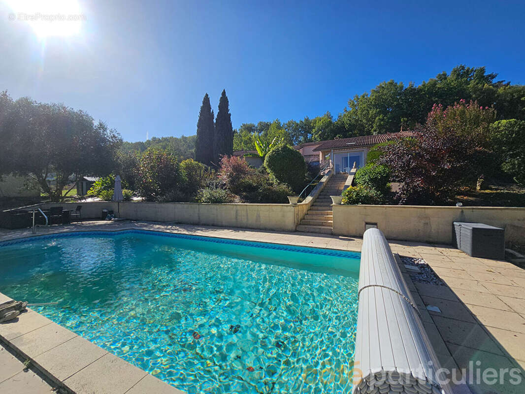 Maison 4 chambres avec parc arboré et piscine - photo 2