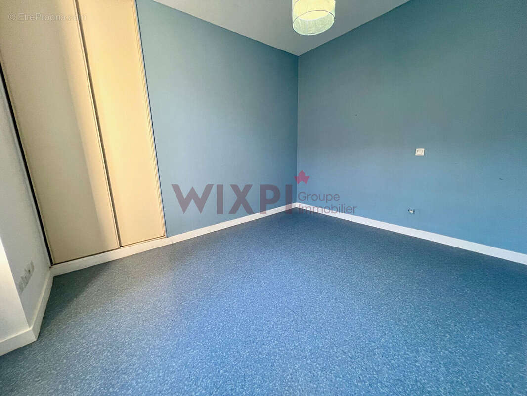 Appartement à SAINT-NAZAIRE-LES-EYMES
