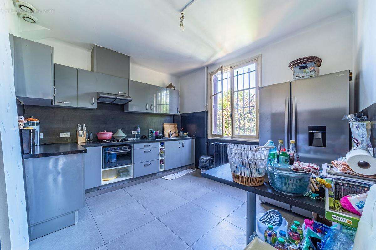 Maison à CHOISY-LE-ROI