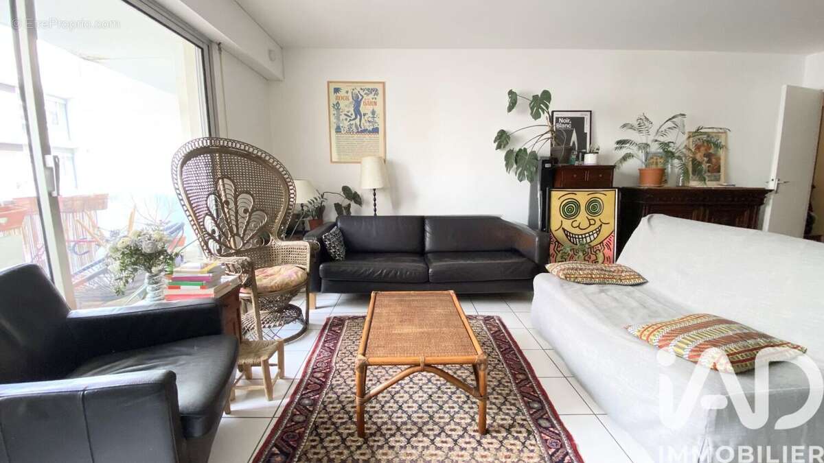 Photo 2 - Appartement à PARIS-20E